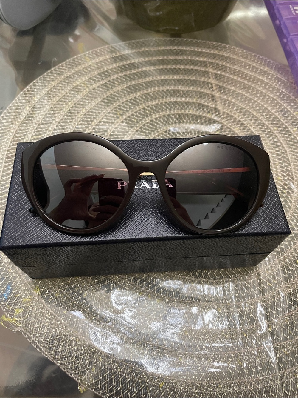 Women’s Prada polarized Round Sunglasses in brown NWT